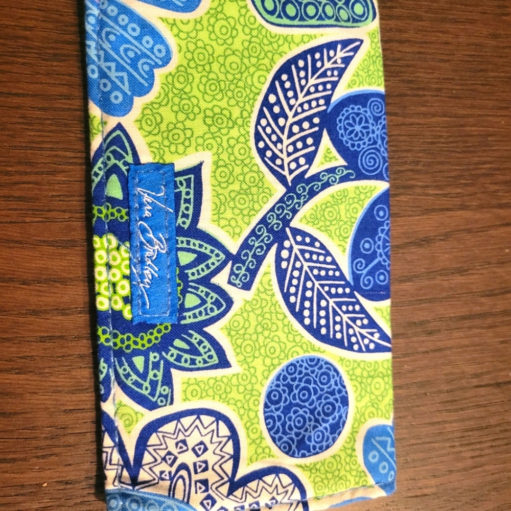 Vera Bradley check book cover doodle daisy